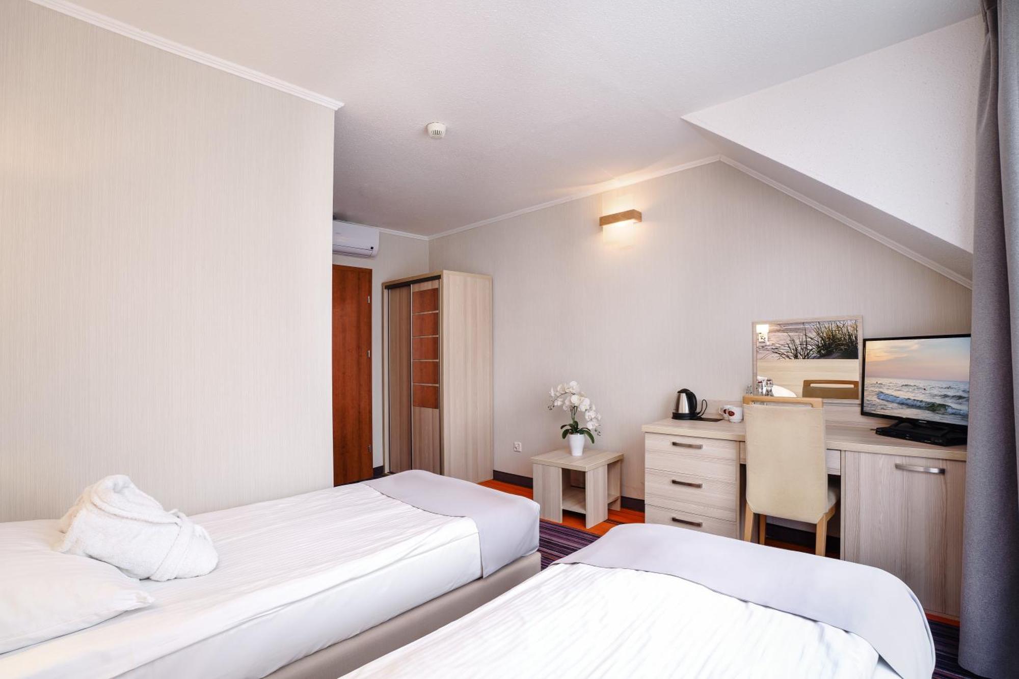 Hotel Spa Activia Jastrzębia Góra Exterior foto