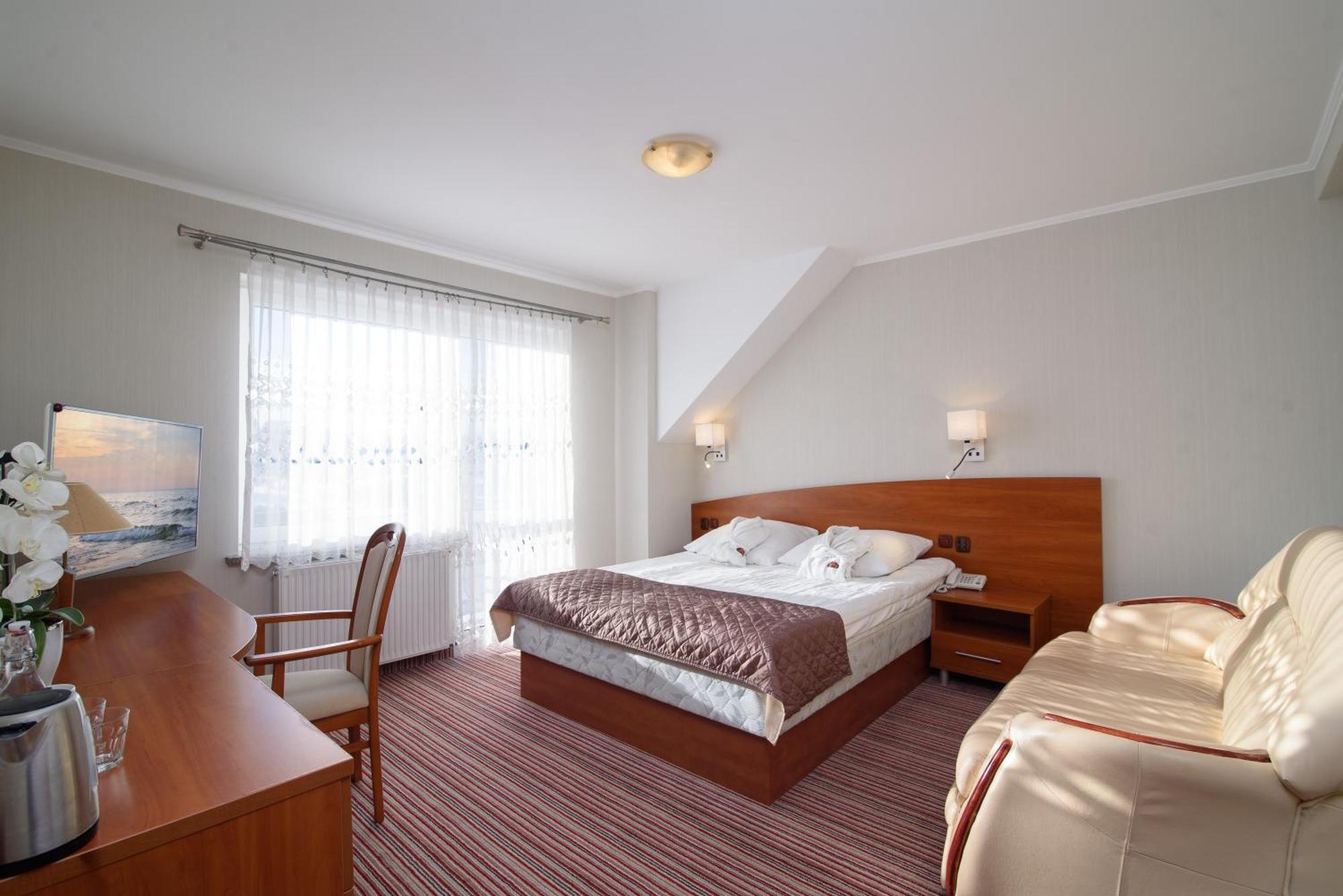 Hotel Spa Activia Jastrzębia Góra Exterior foto
